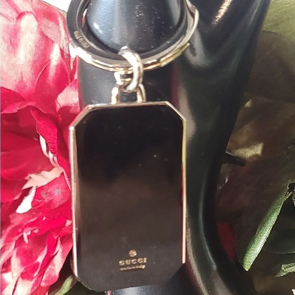 Gucci Leather Embossed Dog Tag KeyChain/Bag Charm GIFTABLE PRISTINE COND…